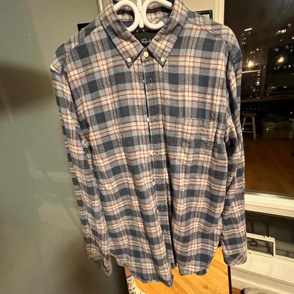 Rails - Button Down Shirt - L